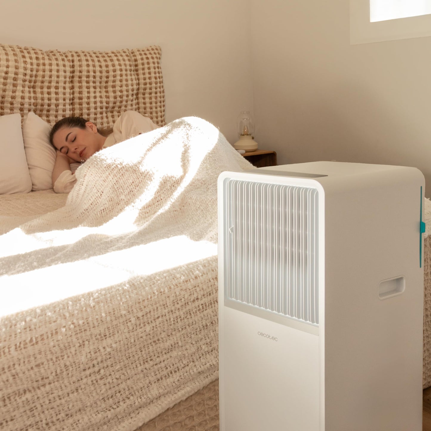 Cecotec ForceClima 7550 Style Connected Mobile Klimagerät, 7000 BTU, Abdeckungsbereich 20m², Fernbedienung, LED Bildschirm, 4 Modi, 2 Geschwindigkeiten, Luftentfeuchter, Timer