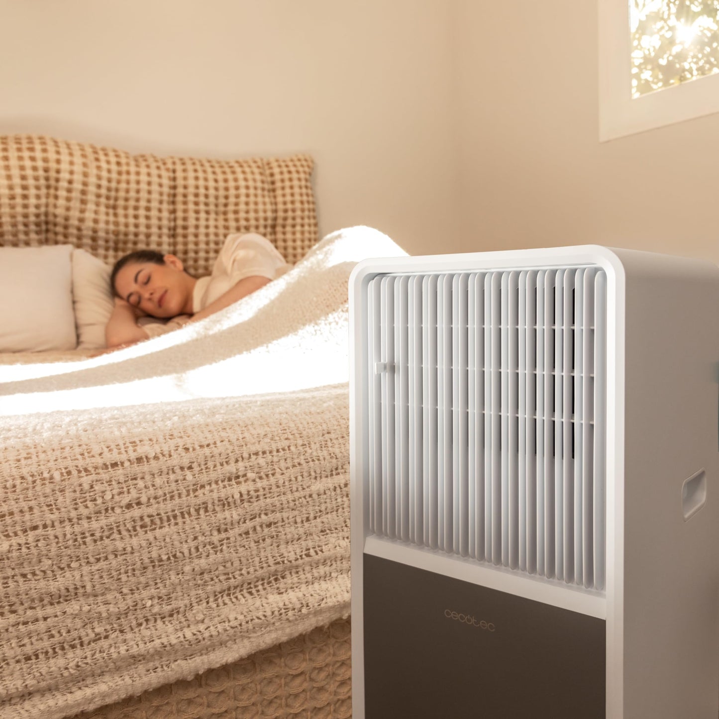 Cecotec ForceClima 9450 Style Mobile Klimagerät, 9000 BTU, Heizfunktion, Abdeckungsbereich 25m², Fernbedienung, LED Touchscreen, 5 Modi, 2 Geschwindigkeiten, Wärmepumpe, Timer